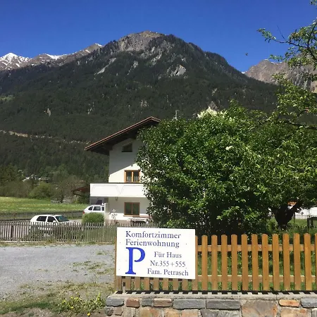 Haus-Nummer 355 Bei Renate & Roland * Pfunds