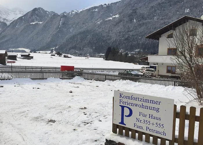 Haus-nummer 355 Bei Renate & Roland Daire Pfunds