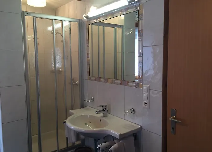 Haus-nummer 355 Bei Renate & Roland